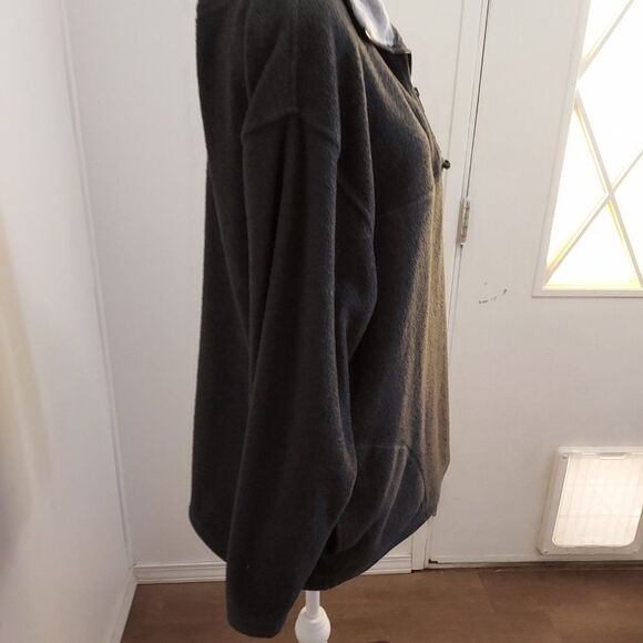 ROUNDY RIDGE L pit to pit 23 3/4 length 28 Grey VGC - Picture 3 of 4